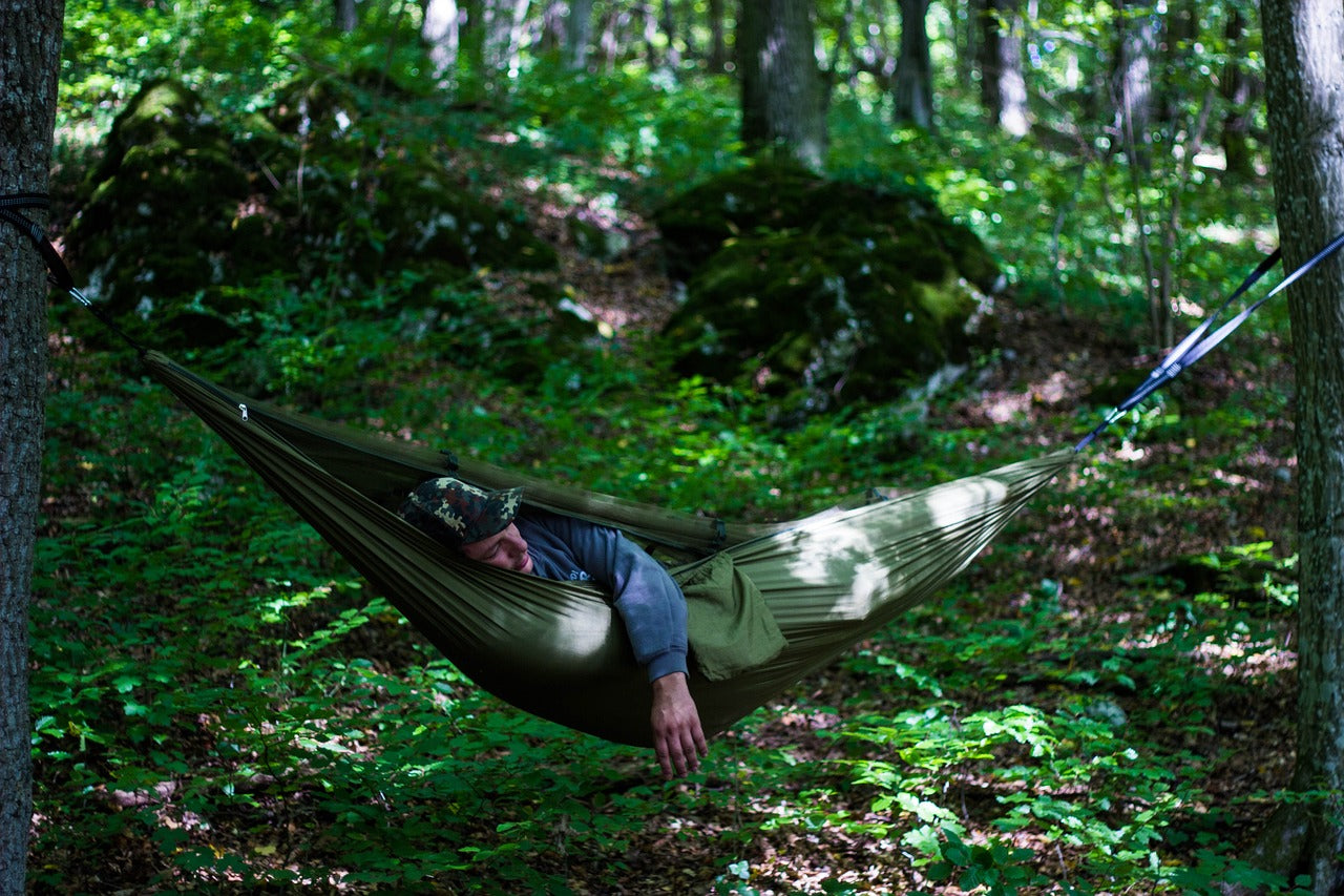 9 Basic Things To Consider When Buying A Camping Hammock